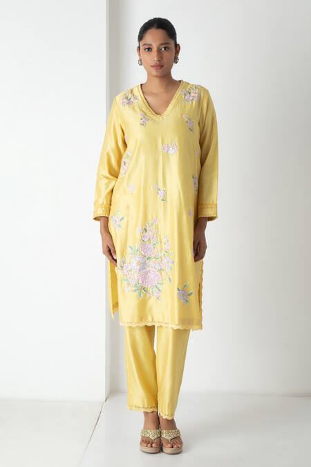Chhaya Mehrotra Yellow Chanderi, Silk Organza Embroidery V-neck Illuminating Kurta Set at Aza Fashions Chhaya Mehrotra_Yellow Chanderi, Silk Organza Embroidery V-neck Illuminating Kurta Set _at_Aza_Fashions