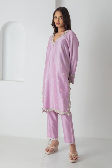 Shop Chhaya Mehrotra Lavender Chanderi, Silk Organza Embroidery V-neck Kurta Pant Set Online at Aza Fashions Shop_Chhaya Mehrotra_Lavender Chanderi, Silk Organza Embroidery V-neck Kurta Pant Set _Online_at_Aza_Fashions