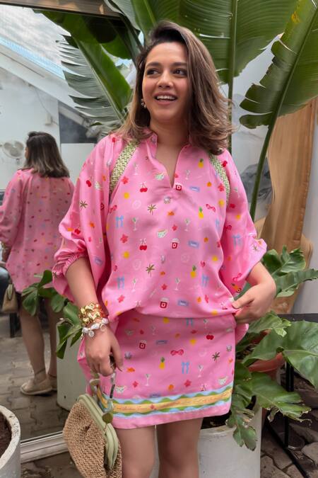 Sonam Parmar Jhawar_Pink Cotton Collared Designer Skirt And Top Set_at_Aza_Fashions