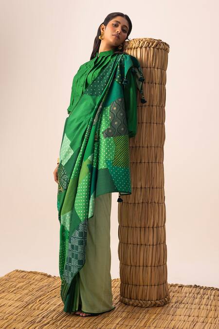 Naina Jain Green Silk Tassels Bandhani Patchwork Saree Online at Aza Fashions Naina Jain_Green Silk Tassels Bandhani Patchwork Saree _Online_at_Aza_Fashions