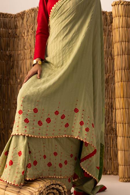 Naina Jain_Green Silk, Cotton Gota Patti Patchwork Bandhani Palla Saree _Online_at_Aza_Fashions