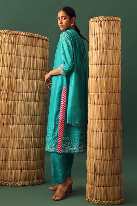 Buy Naina Jain Blue , Organza Gota Patti Split V-neck Bandhani Hand Cut Suit Set Online at Aza Fashions Buy_Naina Jain_Blue , Organza Gota Patti Split V-neck Bandhani Hand Cut Suit Set _Online_at_Aza_Fashions