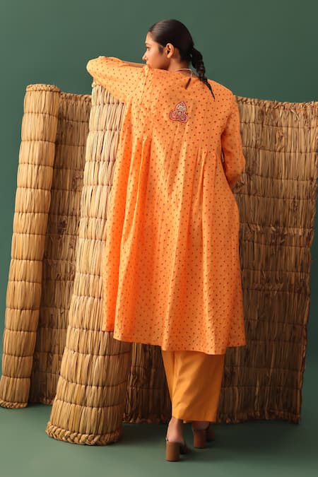 Naina Jain Orange Bandhani Zardozi Kurta Set 