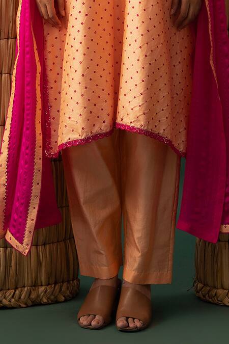 Naina Jain_Orange Silk, Satin, Georgette Mirrors Mandarin Light Bandhani Work Kurta Set _Online_at_Aza_Fashions