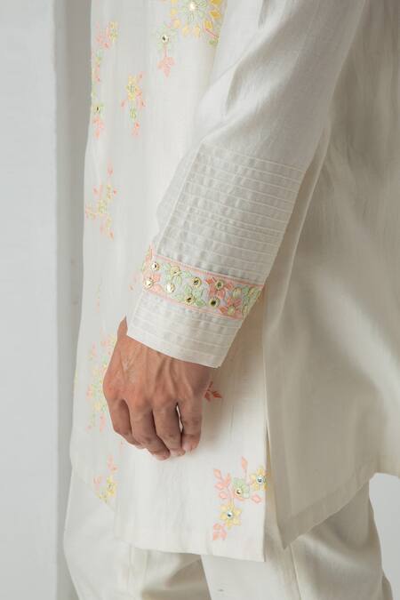 Shop Chhaya Mehrotra Ivory Chanderi Embroidery Mirror Kurta Set Online at Aza Fashions Shop_Chhaya Mehrotra_Ivory Chanderi Embroidery Mirror Kurta Set _Online_at_Aza_Fashions