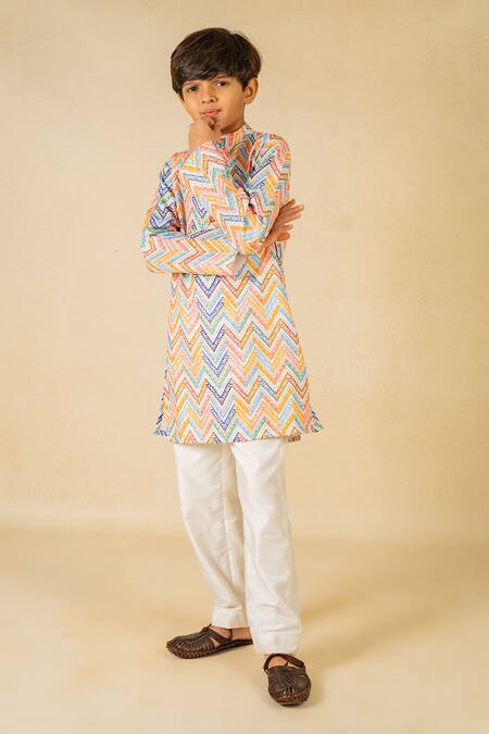 Buy JILMIL DREAMWEAR Multi Color Cotton Coloured Traditional Print Kurta Set Online at Aza Fashions Buy_JILMIL DREAMWEAR_Multi Color Cotton Coloured Traditional Print Kurta Set _Online_at_Aza_Fashions