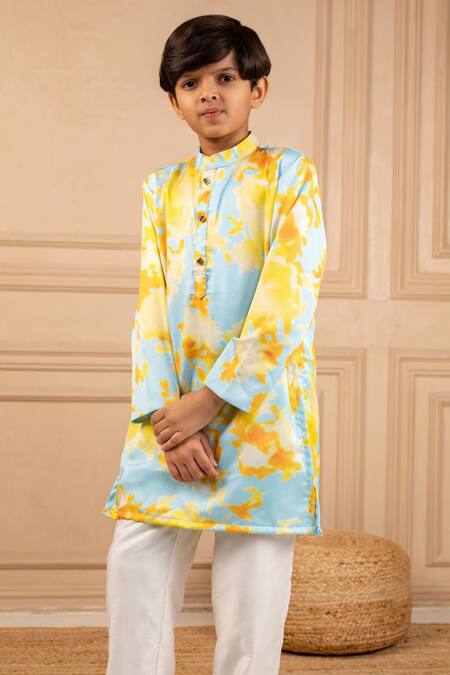 JILMIL DREAMWEAR Multi Color Cotton Digital Printed Kurta And Pant Set Online at Aza Fashions JILMIL DREAMWEAR_Multi Color Cotton Digital Printed Kurta And Pant Set _Online_at_Aza_Fashions