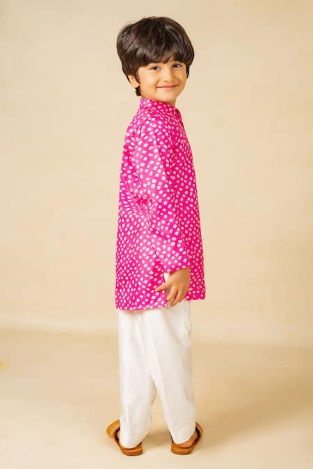 Shop JILMIL DREAMWEAR Pink Silk Digital Printed Kurta And Pant Set at Aza Fashions Shop_JILMIL DREAMWEAR_Pink Silk Digital Printed Kurta And Pant Set _at_Aza_Fashions