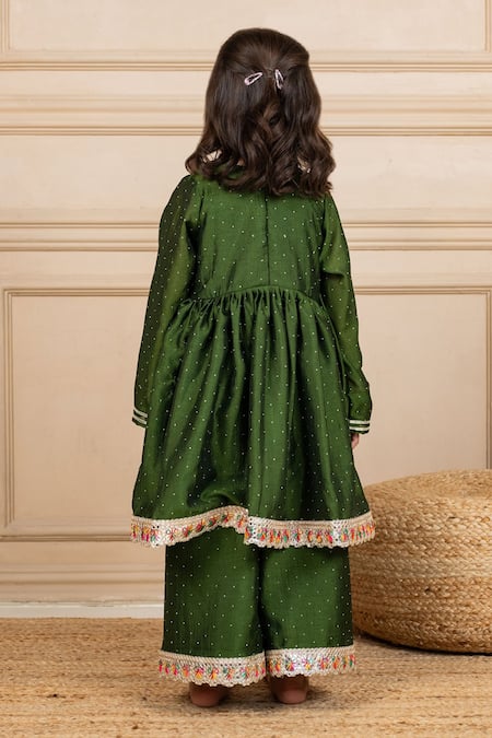 Shop JILMIL DREAMWEAR Green Silk Embroidery Anarkali And Palazzo Set at Aza Fashions Shop_JILMIL DREAMWEAR_Green Silk Embroidery Anarkali And Palazzo Set _at_Aza_Fashions