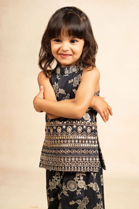 Buy_JILMIL DREAMWEAR_Black Silk Embroidery Dola Set _Online_at_Aza_Fashions