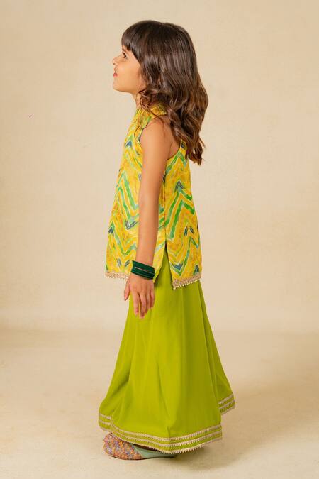 JILMIL DREAMWEAR Yellow Cotton Embroidery Top And Palazzo Set Online at Aza Fashions JILMIL DREAMWEAR_Yellow Cotton Embroidery Top And Palazzo Set _Online_at_Aza_Fashions