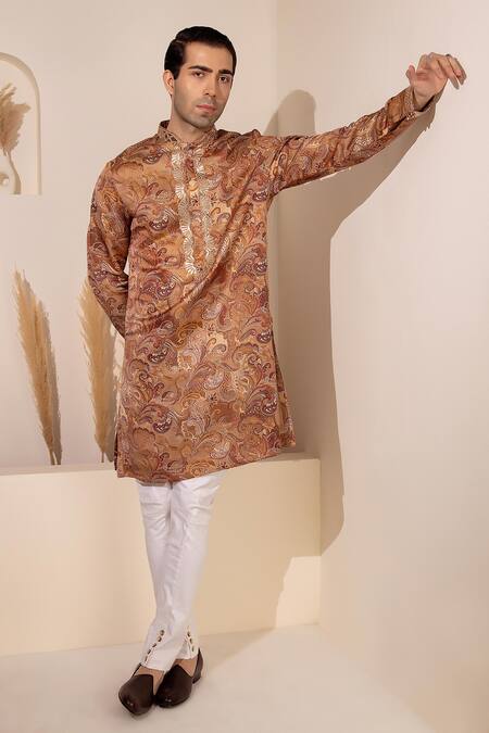 Char Chaand_Gold Silk Embroidery Designer Kurta _Online_at_Aza_Fashions