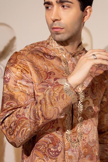 Char Chaand_Gold Silk Embroidery Designer Kurta _at_Aza_Fashions