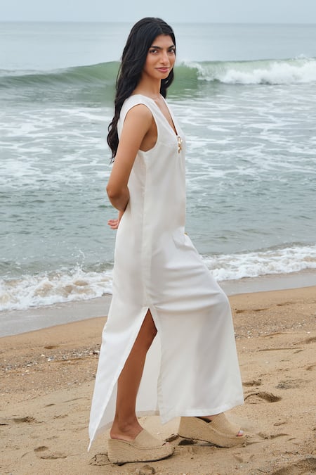 Buy_Shimona_White Cotton V-neck Pearl Slit Dress _Online_at_Aza_Fashions
