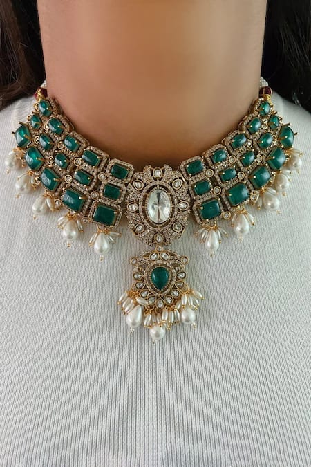 PRERTO Emerald Green Pearls, Stones Sai Drops Kundan Set 