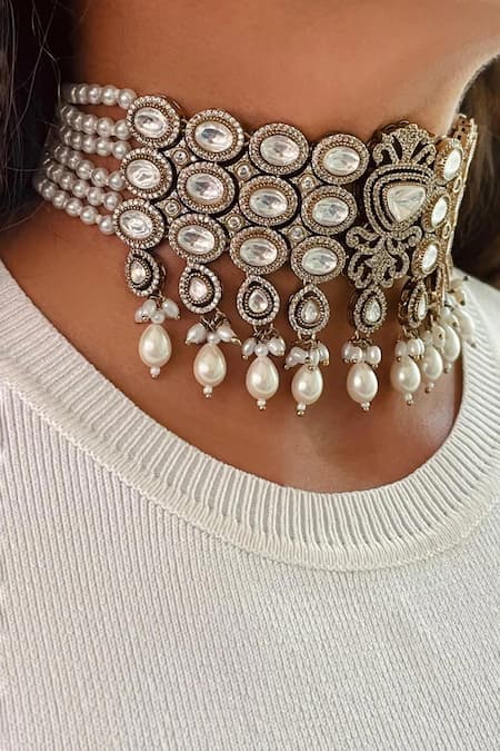 Buy_PRERTO_White Pearls, Stones Victorian Finish Kundan Polki Necklace Set_Online_at_Aza_Fashions