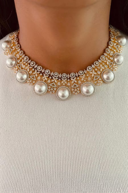 Prerto White Pearls, Crystals Floret Circular Necklace Set 