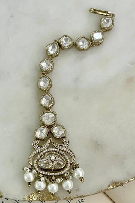 PRERTO_White Pearls, Diamonds Victorian Poppy Polki Kundan Drops Set_Online_at_Aza_Fashions