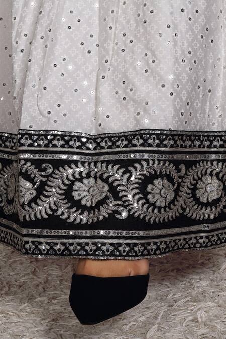 Shop_Anita Kanwal_Black Modal, Silk Embroidery Sweetheart Neck And White Skirt Set_Online_at_Aza_Fashions