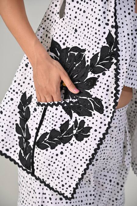 Buy_BAANI KHURANA_Black Cotton, Linen Embroidery Square Neck, Round Designer And White Crop Top Set _Online_at_Aza_Fashions