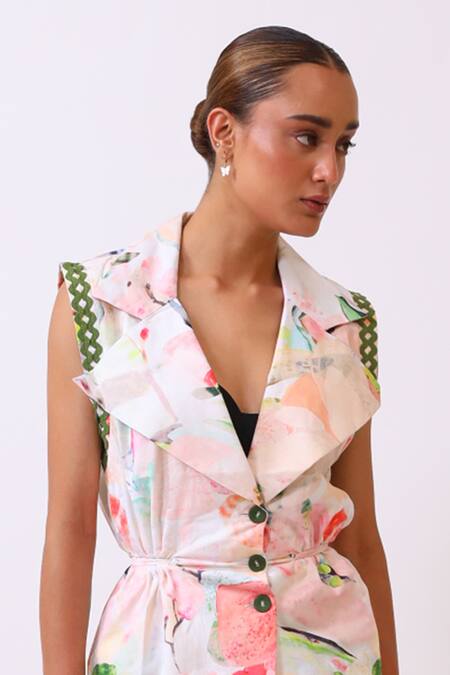 BAANI KHURANA_Multi Color Cotton, Linen Embroidery V-neck Print Top And Shorts Set _at_Aza_Fashions