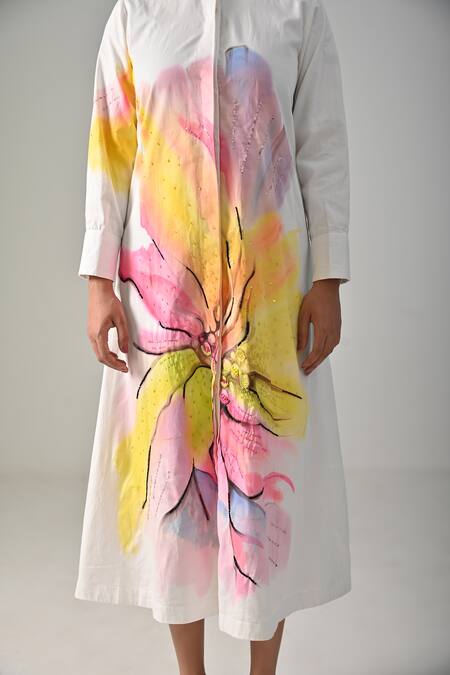 Buy_BAANI KHURANA_Pink Poplin Collared Multi Floral Printed Dress _Online_at_Aza_Fashions