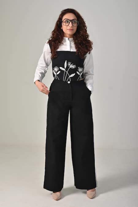 BAANI KHURANA_Black Cotton, Linen, Poplin Embroidery Square Neck Designer Top And Pant Set _Online_at_Aza_Fashions