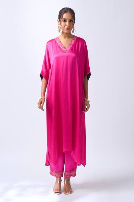 House Of Pink_Pink Modal, Organza Zari, Embroidery V-neck Rani Kaftan Pant Dupatta Set _Online_at_Aza_Fashions