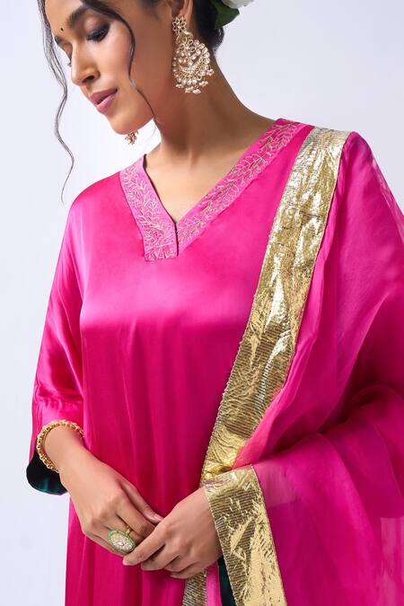 Shop_House Of Pink_Pink Modal, Organza Zari, Embroidery V-neck Rani Kaftan Pant Dupatta Set _Online_at_Aza_Fashions