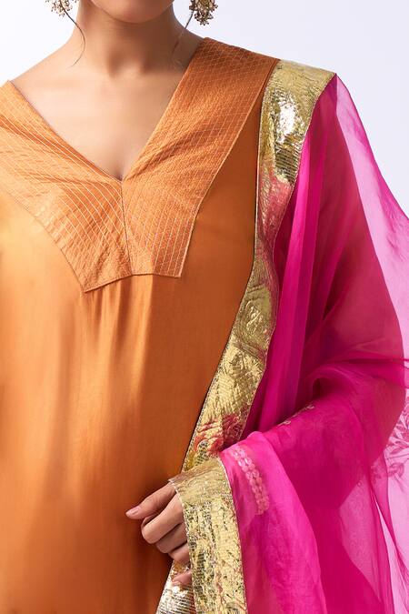Buy_House Of Pink_Rust Modal, Silk, Organza Zari V-neck Asymmetrical Kurta Set With Dupatta _Online_at_Aza_Fashions