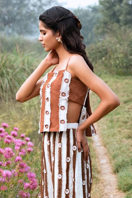 Buy_Kushani_Brown Linen, Silk, Cotton Applique, Embroidery Square Mocha Floral Co-ord Set _Online_at_Aza_Fashions