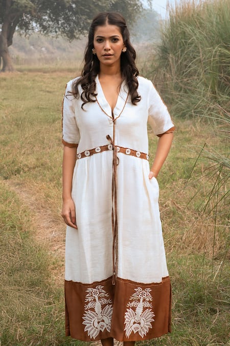 Buy_Kushani_Ivory Linen, Silk Tassels, Embroidery V-neck Floral Dress _Online_at_Aza_Fashions