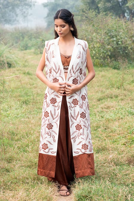 Kushani Ivory Linen, Silk, Satin Embroidery, Beads Open Neck, Floral Applique Jacket Set