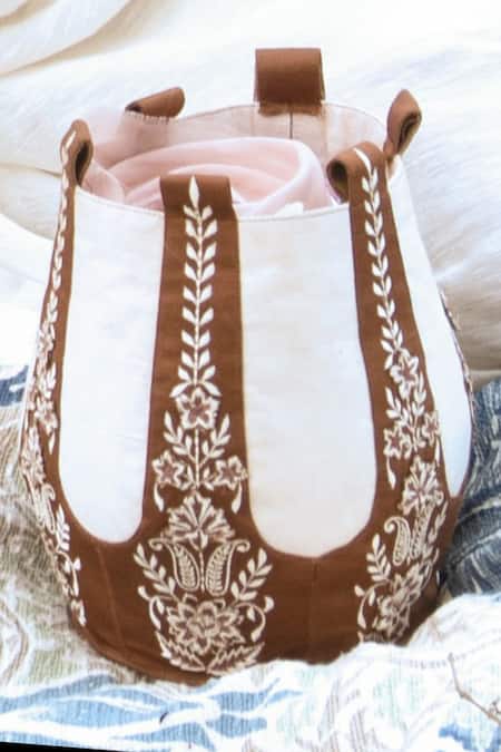 Kushani_Ivory Embroidery Floral Bucket Handbag _Online_at_Aza_Fashions