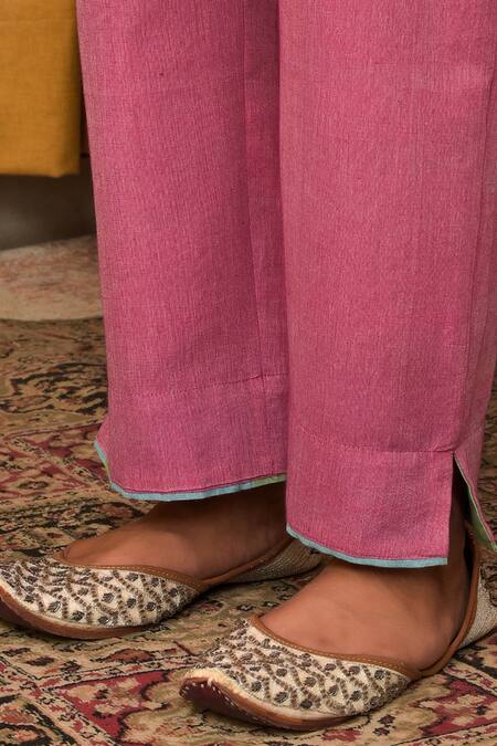 Nuhh_Purple Handloom Cotton Embroidery V-neck Handwoven Kurta Pant Set _at_Aza_Fashions