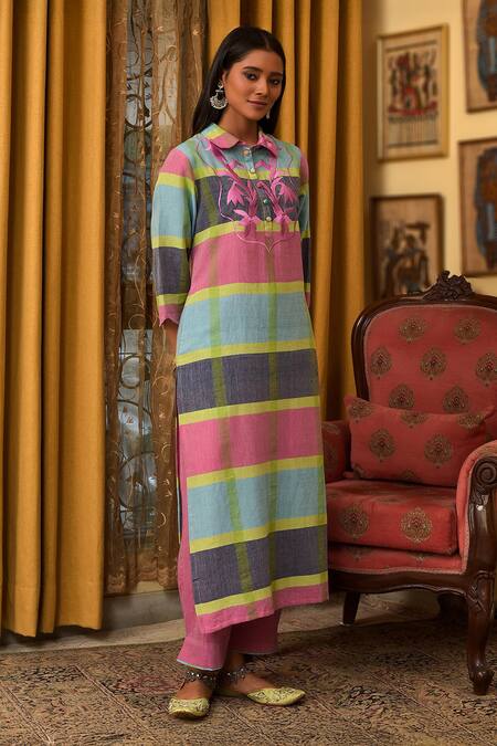 Buy_Nuhh_Multi Color Handloom Cotton Embroidery Multicolor Handwoven Kurta And Pant Set 