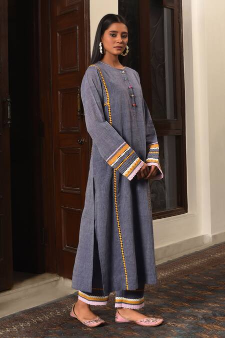 Nuhh_Blue Handloom Cotton Embroidery Round Neck Indigo Handwoven Kurta Set _Online_at_Aza_Fashions