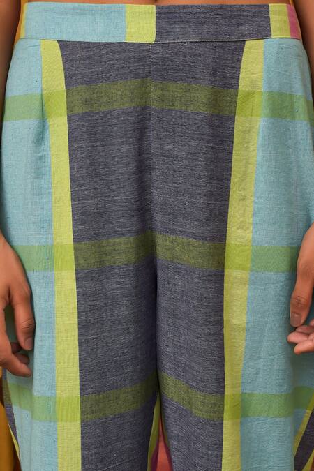 Nuhh_Off White Handloom Cotton Embroidery Round Neck Kurta And Multicolor Pant _at_Aza_Fashions