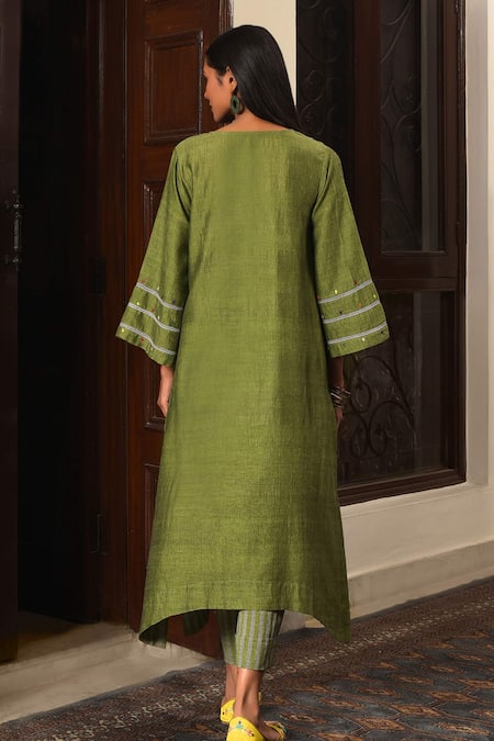 Nuhh Olive Green Handwoven Cotton Kurta & Pant 