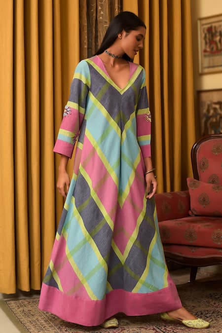 Shop_Nuhh_Multi Color Handloom Cotton Embroidery V-neck Handwoven Kurta And Pant _Online_at_Aza_Fashions