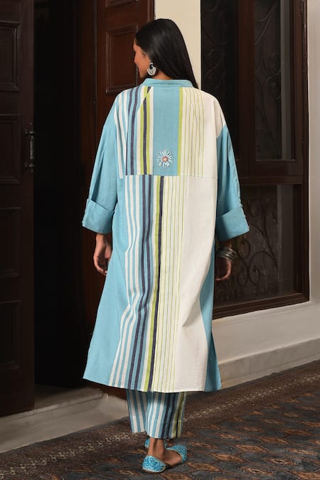 Nuhh Blue Striped Handwoven Kurta & Pant Set 