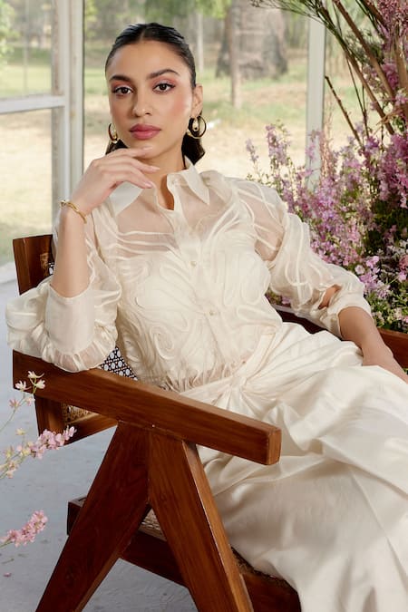 Parul And Preyanka Ivory Organza, Chanderi Applique Collared Shirt And Skirt Set Online at Aza Fashions Parul And Preyanka_Ivory Organza, Chanderi Applique Collared Shirt And Skirt Set _Online_at_Aza_Fashions