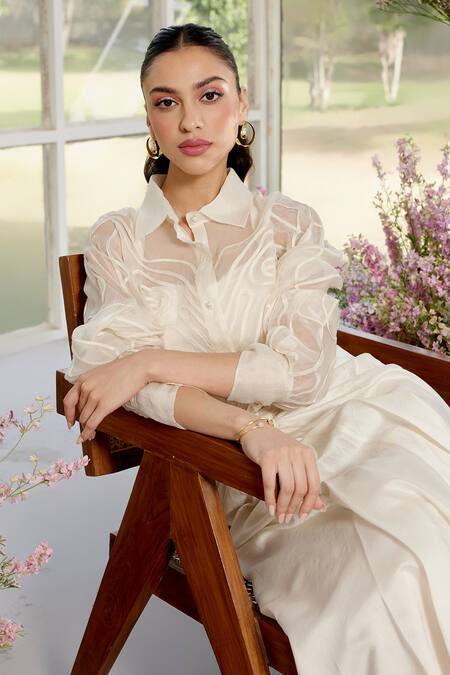 Shop Parul And Preyanka Ivory Organza, Chanderi Applique Collared Shirt And Skirt Set Online at Aza Fashions Shop_Parul And Preyanka_Ivory Organza, Chanderi Applique Collared Shirt And Skirt Set _Online_at_Aza_Fashions