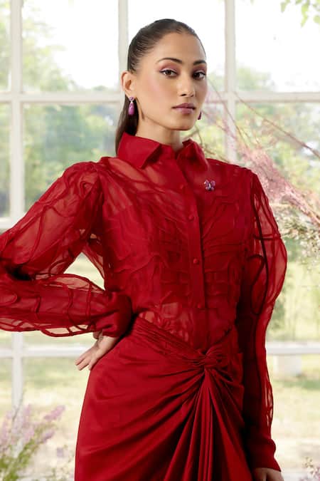 Buy Parul And Preyanka Red Organza, Chanderi Applique Collared Designer And Co-ord Set Online at Aza Fashions Buy_Parul And Preyanka_Red Organza, Chanderi Applique Collared Designer And Co-ord Set _Online_at_Aza_Fashions