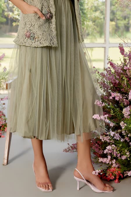 Parul And Preyanka Green Lace, Tulle, Crepe Fabric Flowers, 3d Organza Rose Blazer And Skirt Set at Aza Fashions Parul And Preyanka_Green Lace, Tulle, Crepe Fabric Flowers, 3d Organza Rose Blazer And Skirt Set _at_Aza_Fashions