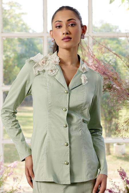 Shop_Parul And Preyanka_Green Poplin Fabric Flowers Notched Neck 3d Embellished Co-ord Set _Online_at_Aza_Fashions
