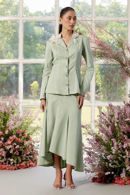 Parul And Preyanka Green Poplin Fabric Flowers Notched Neck 3d Embellished Co-ord Set 