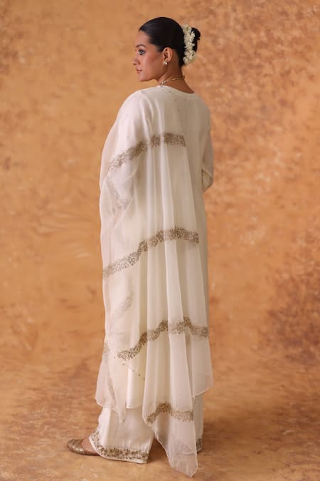 Pouli Pret Ivory Zardozi Kurta Set 
