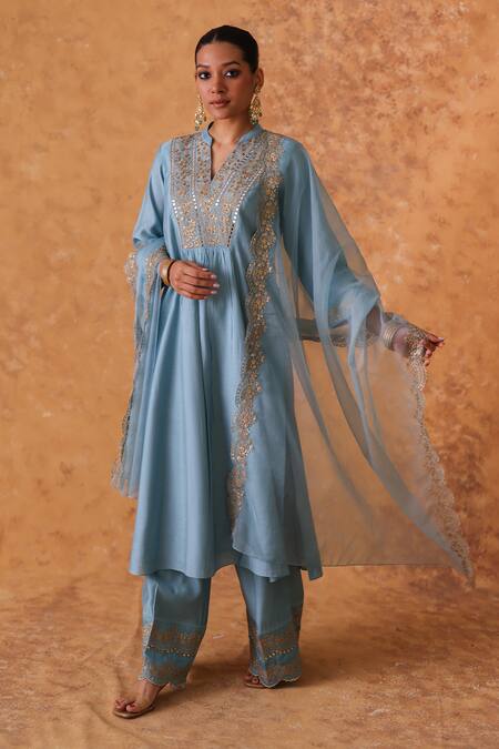 Shop_Pouli Pret_Blue Chanderi, Organza Zari Split V-neck Embroidered Kurta Set _Online_at_Aza_Fashions