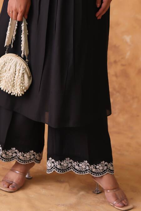 Pouli Pret_Black Chanderi, Organza Embroidery Round Neck Resham Work Kurta Pant Set _Online_at_Aza_Fashions